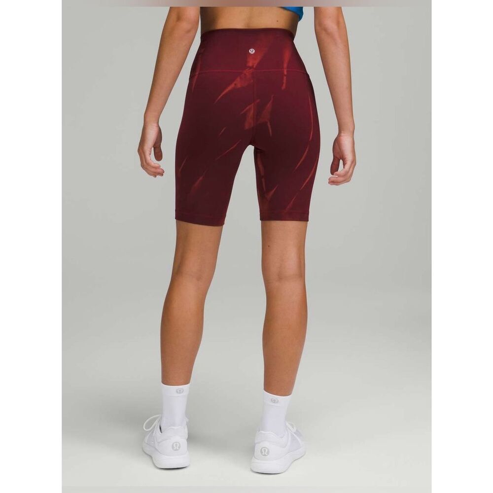 Lululemon Wunder Train High-Rise Short 8"